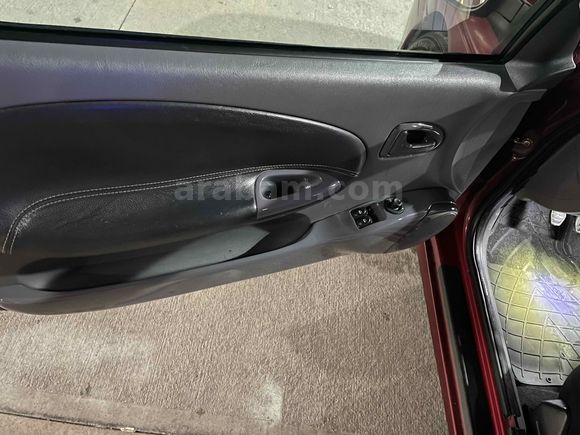 Sahibinden Renault Megane 1.6 Coupe Privilege 2000 Model 