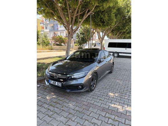 2020 MODEL HONDA CİVİC  HATASIZ BOYASIZZ