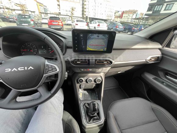 SUR OTO-2 2025 //DACİA// SANDERO 1.0//EXPRESSİON PAKET OTOMATİK