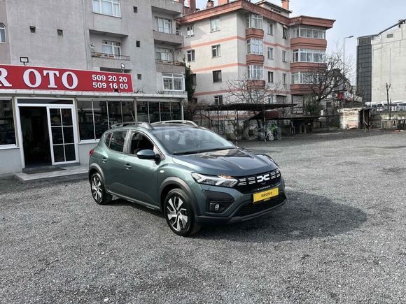 SUR OTO-2 2025 //DACİA// SANDERO 1.0//EXPRESSİON PAKET OTOMATİK