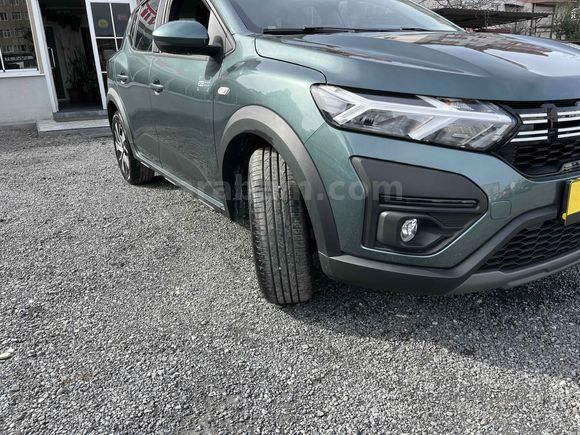 SUR OTO-2 2025 //DACİA// SANDERO 1.0//EXPRESSİON PAKET OTOMATİK