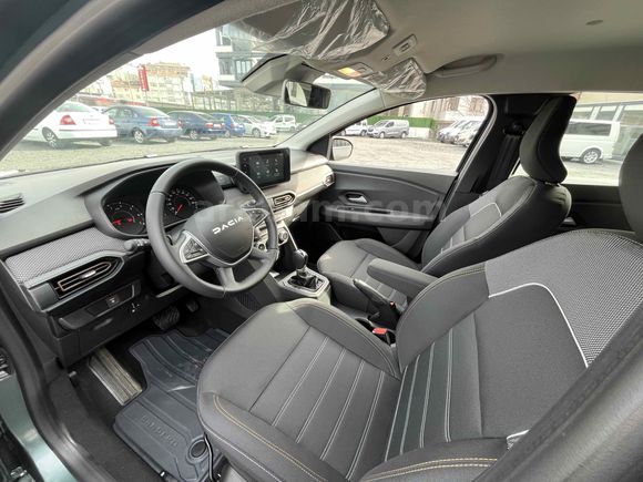 SUR OTO-2 2025 //DACİA// SANDERO 1.0//EXPRESSİON PAKET OTOMATİK