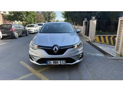SAHİBİNDEN BOYASIZ DEĞİŞENSİZ TRAMERSİZ  2024 MODEL 37500 KM MEGANE TOUCH