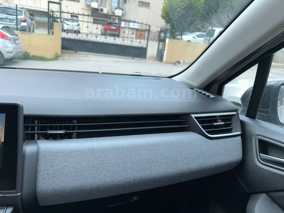 Sahibinden Renault Clio 1.0 TCe Evolution 2025 Model