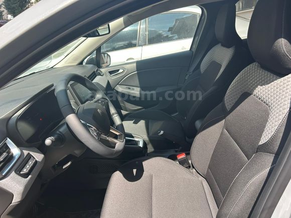 Sahibinden Renault Clio 1.0 TCe Evolution 2025 Model