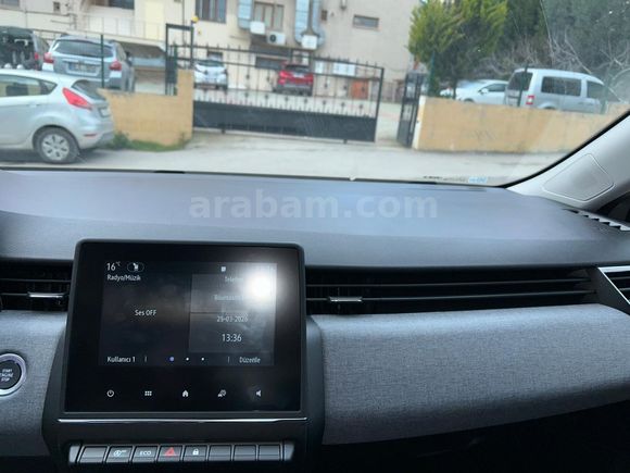 Sahibinden Renault Clio 1.0 TCe Evolution 2025 Model
