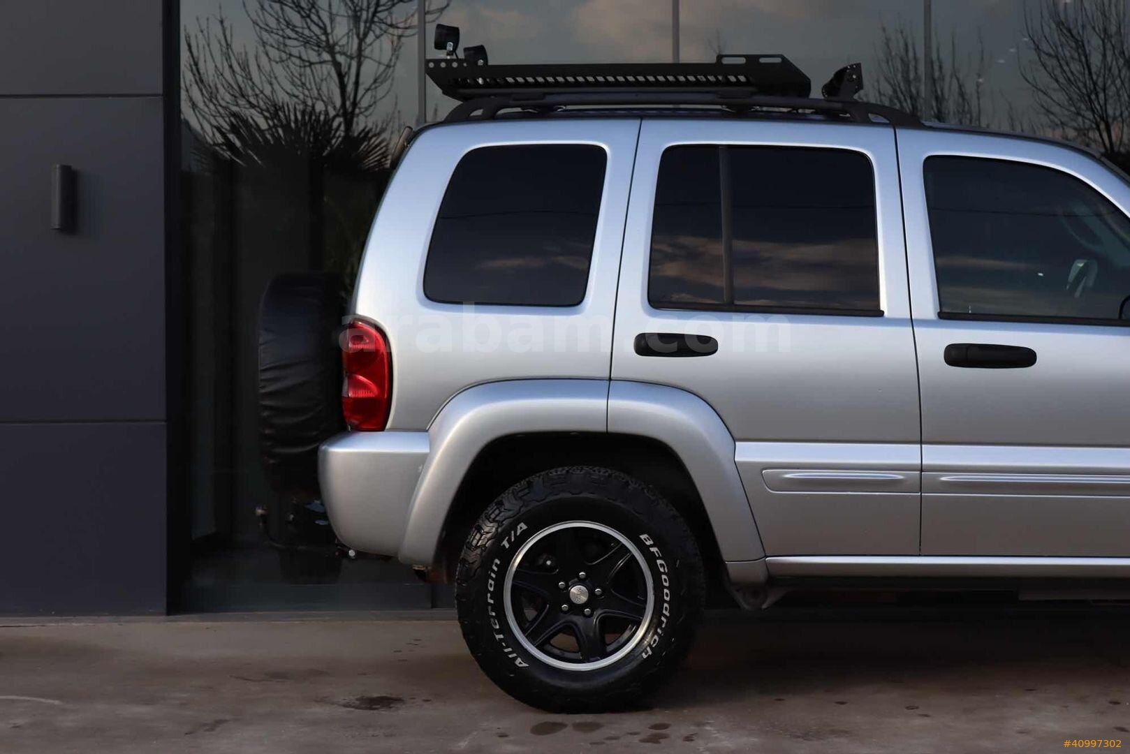 KUZEY GROUP'TAN 2005 95.000 KMDE JEEP CHEROKEE 3.7 LİMİTED 210HP 7