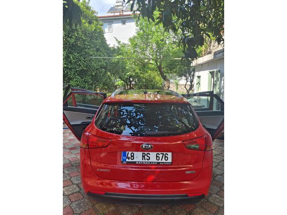Sahibinden Kia Ceed 1.6 CRDi Concept Plus SW 2017 Model
