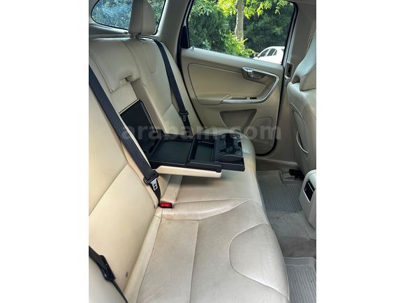 Sahibinden Volvo XC60 2.0 D4 Advance 2016 Model 