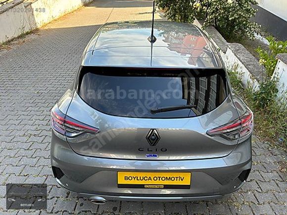 HATASIZ 2025 RENAULT CLİO 1.0 TECHNO ESPRİT ALPİNE X-TRONİC GSR2
