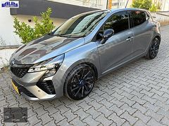 HATASIZ 2025 RENAULT CLİO 1.0 TECHNO ESPRİT ALPİNE X-TRONİC GSR2