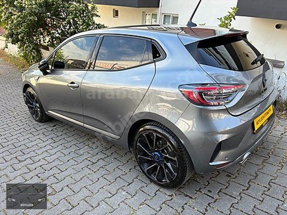 HATASIZ 2025 RENAULT CLİO 1.0 TECHNO ESPRİT ALPİNE X-TRONİC GSR2
