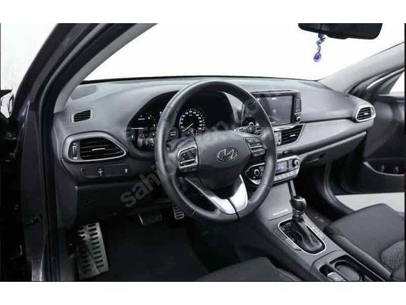 Sahibinden Hyundai i30 1.6 CRDi Elite Plus 2017 Model 
