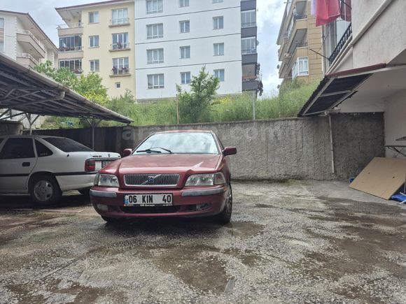 Sahibinden Volvo S40 1.6 2001 Model  315.600 km Kırmızı