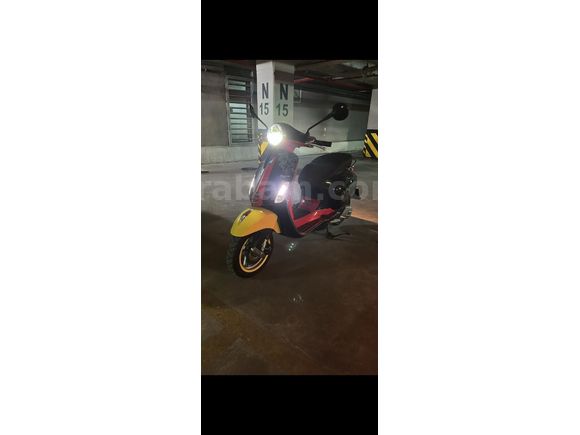Sahibinden Vespa Primavera 150 Disney Mickey Mouse Özel Seri