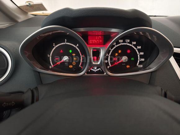 Sahibinden Ford Fiesta 1.4 TDCi Titanium 2011 Model