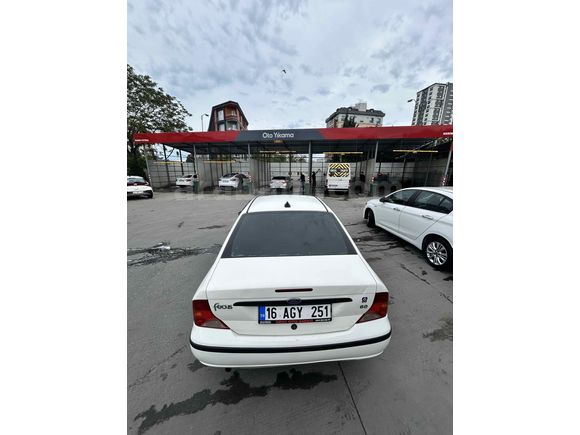 Sahibinden Ford Focus 1.6 Comfort 2004 Model 