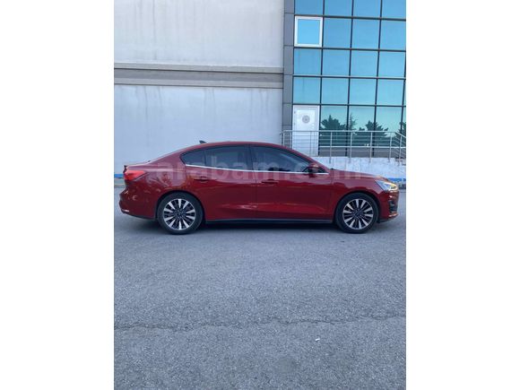 Sahibinden Ford Focus 1.5 EcoBlue Titanium x 2025 Model 
