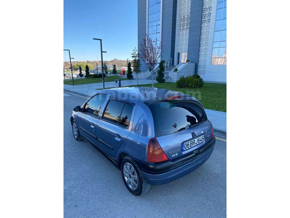 Galeriden Renault Clio 1.6 RTE 2000 Model Ankara