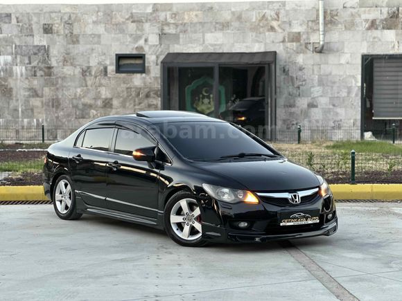 Galeriden Honda Civic 1.6i VTEC Elegance 2010 Model Denizli
