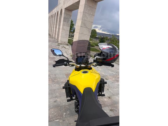 Sahibinden Suzuki V-Strom 800 DE GARAJ MOTORU