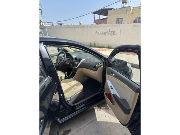 Sahibinden Hyundai Accent Blue 1.6 CRDI Mode 2014 Model