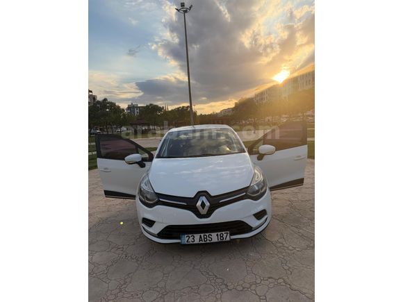 Sahibinden Renault Clio 0.9 TCe Touch 2020 Model