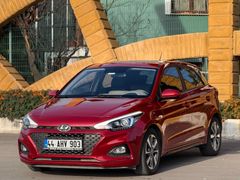 Sahibinden Hyundai i20 1.4 MPI Style 2020 Model 