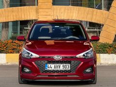 Sahibinden Hyundai i20 1.4 MPI Style 2020 Model 