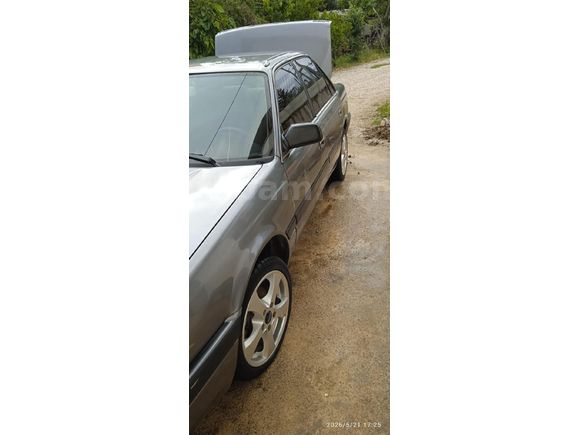Sahibinden Mazda 626 2.0 1990 Model