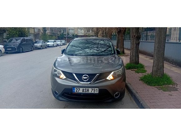 Sahibinden Nissan Qashqai 1.2 DIG-T Tekna 2015 Model Gaziantep 115.000 km Gri