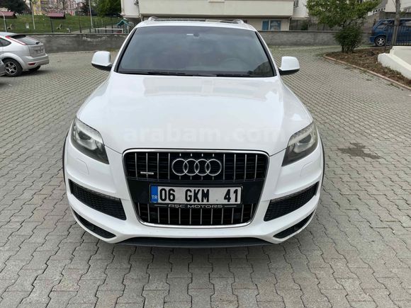 Audi Q7 - S-Line - Değişensiz - Boyasız - 7 Kişilik - Cam Tavanlı - En Dolu Q7