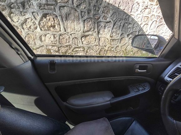 Son günler Sahibinden Honda Civic 1.6i VTEC ES 2002 Model 
