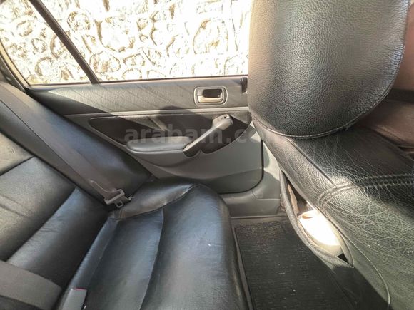 Son günler Sahibinden Honda Civic 1.6i VTEC ES 2002 Model 