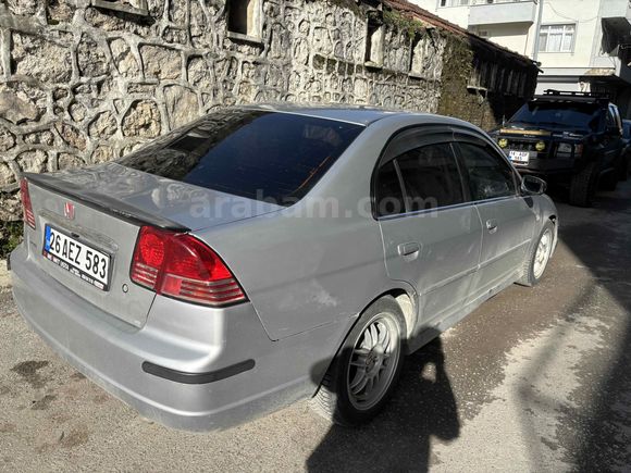 Son günler Sahibinden Honda Civic 1.6i VTEC ES 2002 Model 