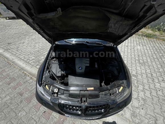 BMW E90 320D 177HP CarPlay’li / Ağır Bakımlı / Yeni Muayeneli