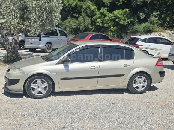 Sahibinden Renault Megane 1.4 Authentique 2006 Model 