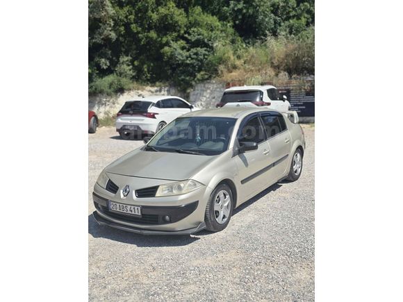 Sahibinden Renault Megane 1.4 Authentique 2006 Model 