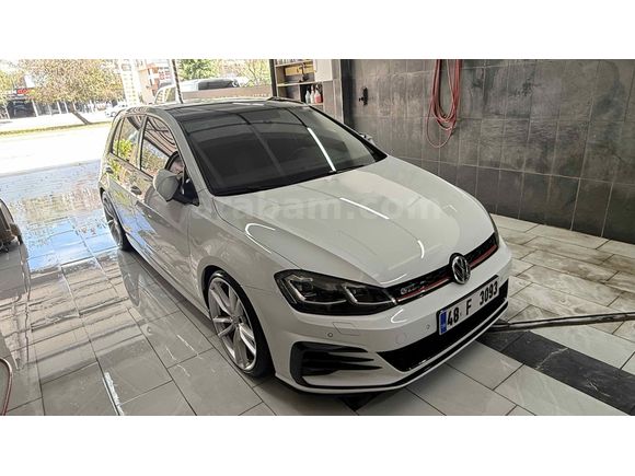 Sahibinden Volkswagen Golf 1.6 TDi BlueMotion Highline 2015 Model 