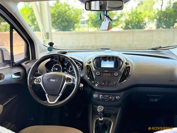 OTOMOBİL RUHSATLI 2019 1.5 TDCI TİTANİUM