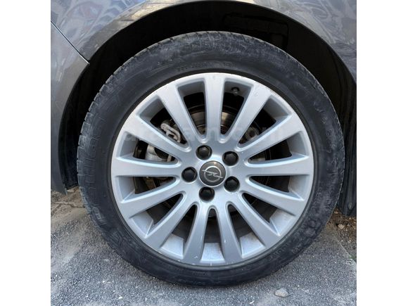 OPEL INSİGNİA 2010 MODEL 1.6T