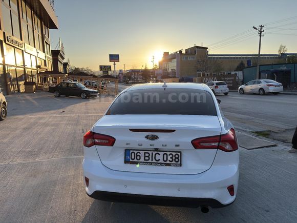 Sahibinden Ford Focus Titanium 230.000 km