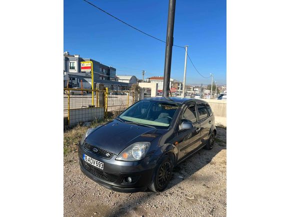 Sahibinden Ford Fiesta 1.4 TDCi Comfort 2006 Model  272.000 km Gri