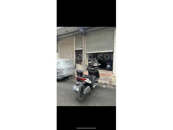 Sahibinden Yamaha X-Max 250