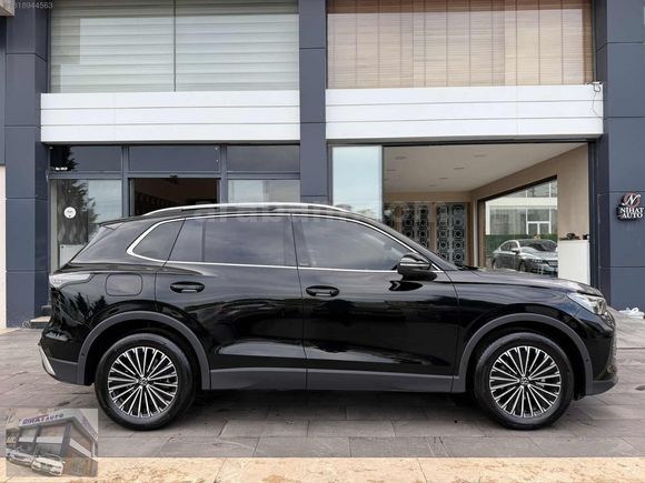2025 TİGUAN 1.5 e-TSİ ELEGANCE BOYASIZ HATASIZ