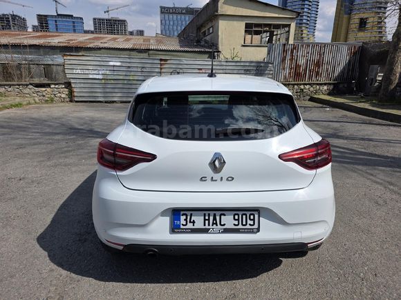 Renault Clio 1.0 TCe Touch 2023 Model İstanbul