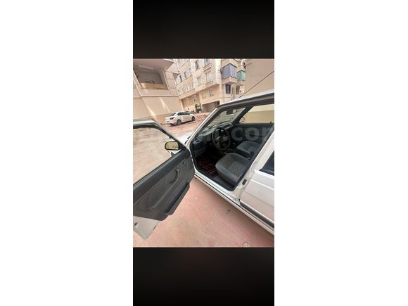 Galeriden Renault R 9 1.4 Broadway RNi 2000 Model Şanlıurfa