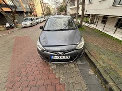 Sahibinden Hyundai i20 1.4 CVVT Jump 2014 Model  136.500 km Gri