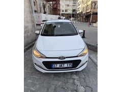 Sahibinden Hyundai i20 1.4 CRDi Jump 2015 Model  291.000 km Beyaz