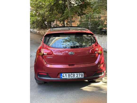 Sahibinden Kia Ceed 1.6 CRDi Concept Plus 2013 Model  191.100 km Kırmızı